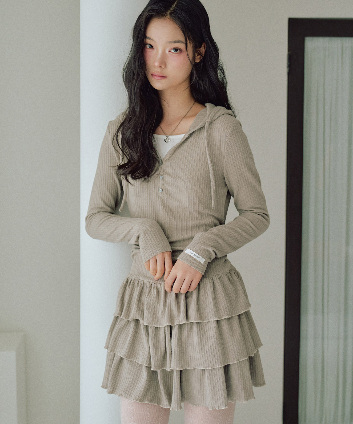 Ballerina dot tulle docking one piece | ファッション通販サイト NUGU