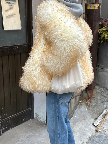 [MY SAMOYED] 90' Madam Fur Coat (Golden Cream)