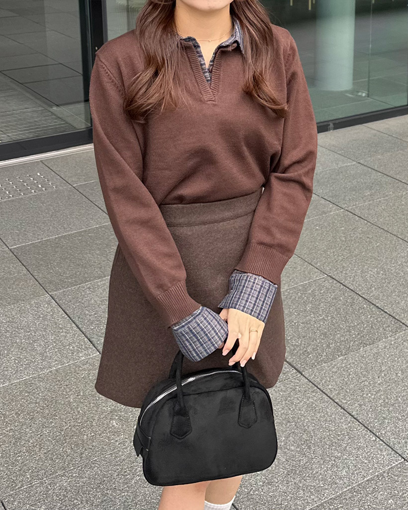 チェックバイカラーネックニット