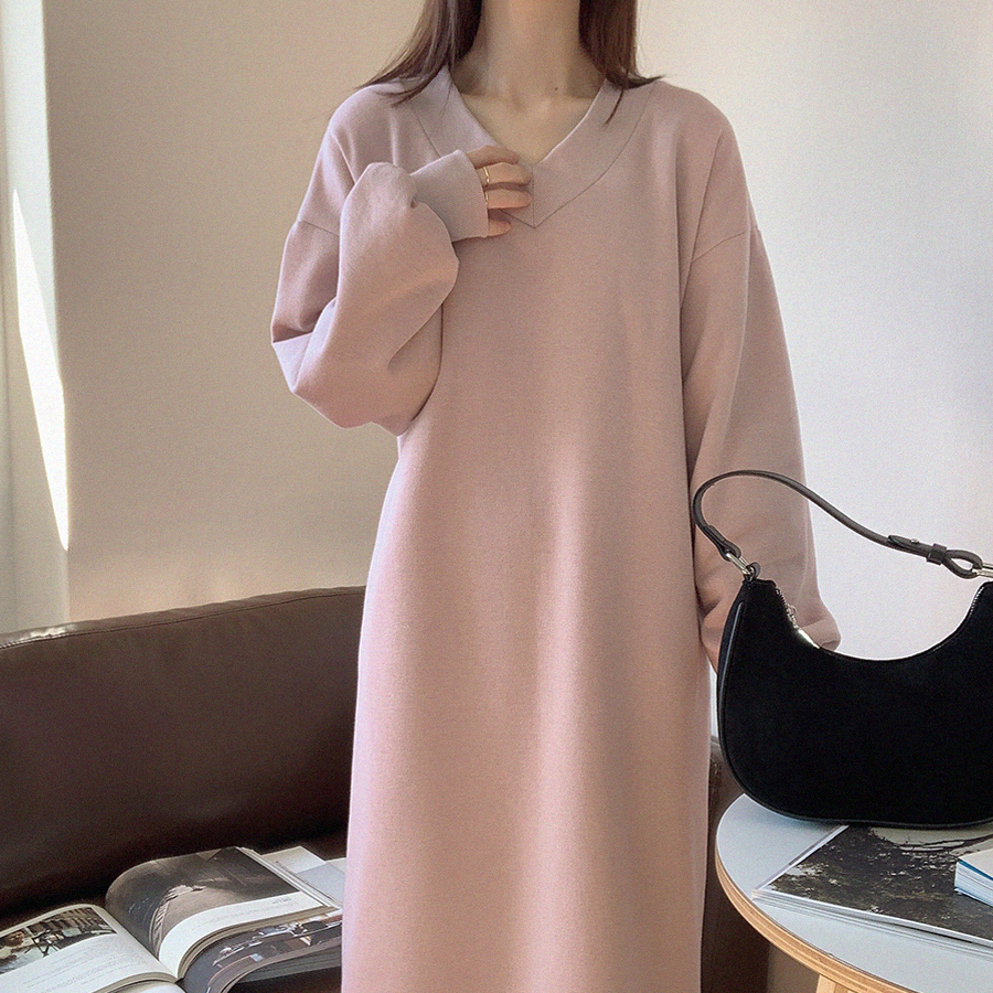 Vネック裏起毛スウェットロングワンピース | ファッション通販サイト NUGU