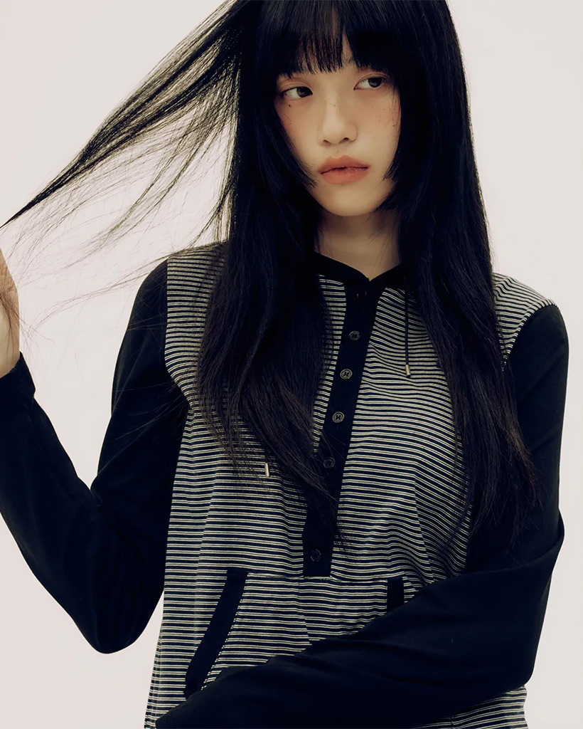 ダブルボタンバイカラーボーダーフードロングスリーブ _ 2COLOR