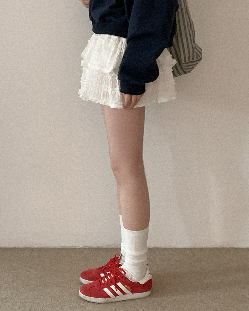 D&G ミニスカート 38 ウール レース チュニジア製 D&G ミニスカート 38 ウール レース チュニジア製