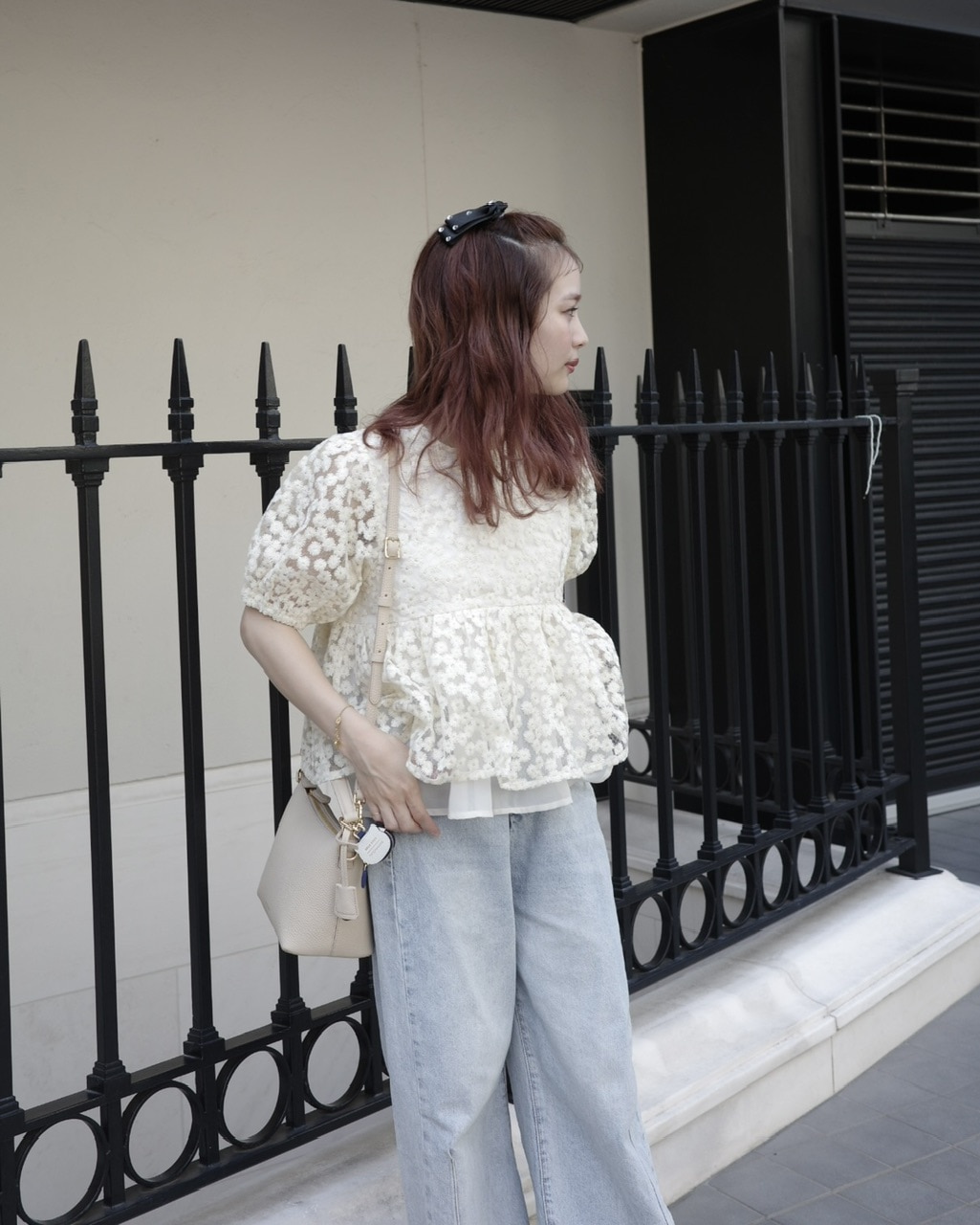 最終価格！ sheller 花柄 フラワー 刺繍 ペプラム flower lace glitter peplum tops – shéller / シェリエ
