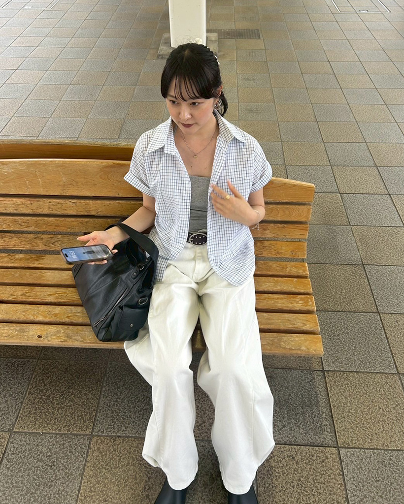 サイドタック入りバルーンフィットパンツ | ファッション通販サイト NUGU