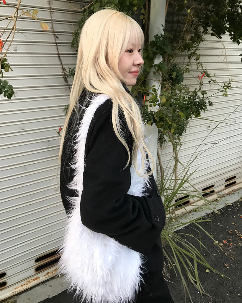 ファーショルダーバッグ