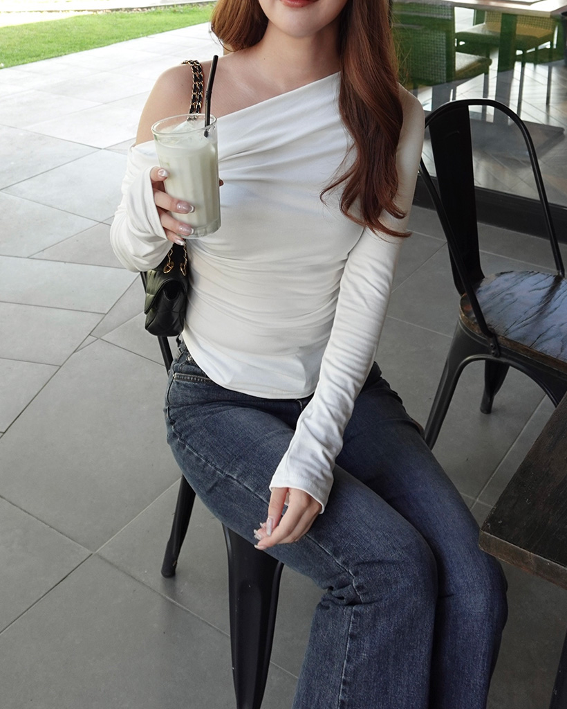 ブーツカットデニムパンツ | ファッション通販サイト NUGU