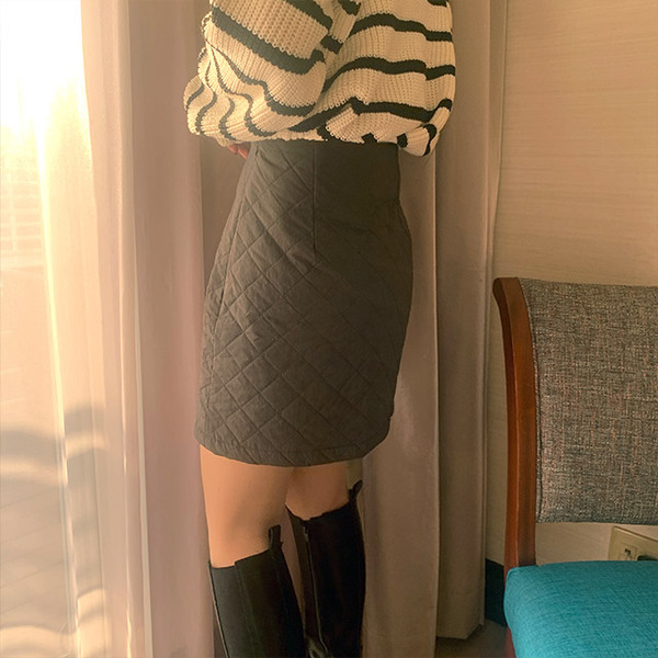 キルティングミニスカート | ファッション通販サイト NUGU