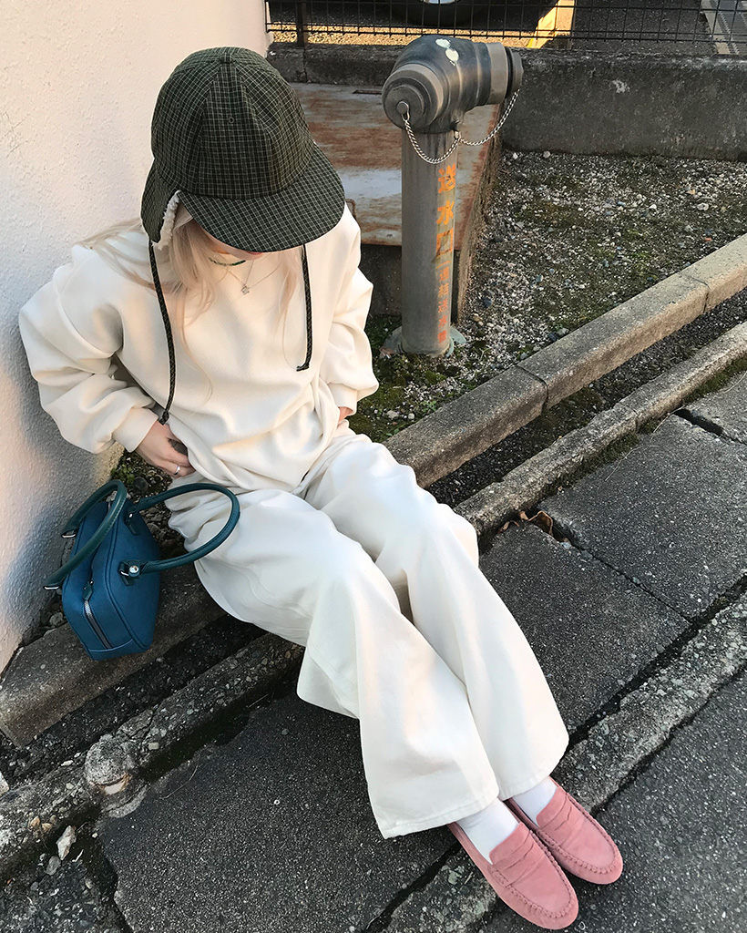 ワイドストレートパンツ