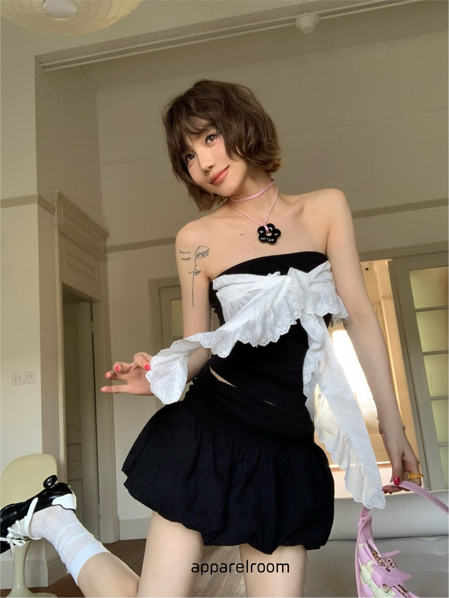 2ピース]レースホルターストラップチューブトップスカート