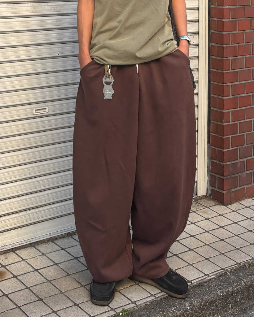 （ユニセックス）ルーズフィット スウェットパンツ