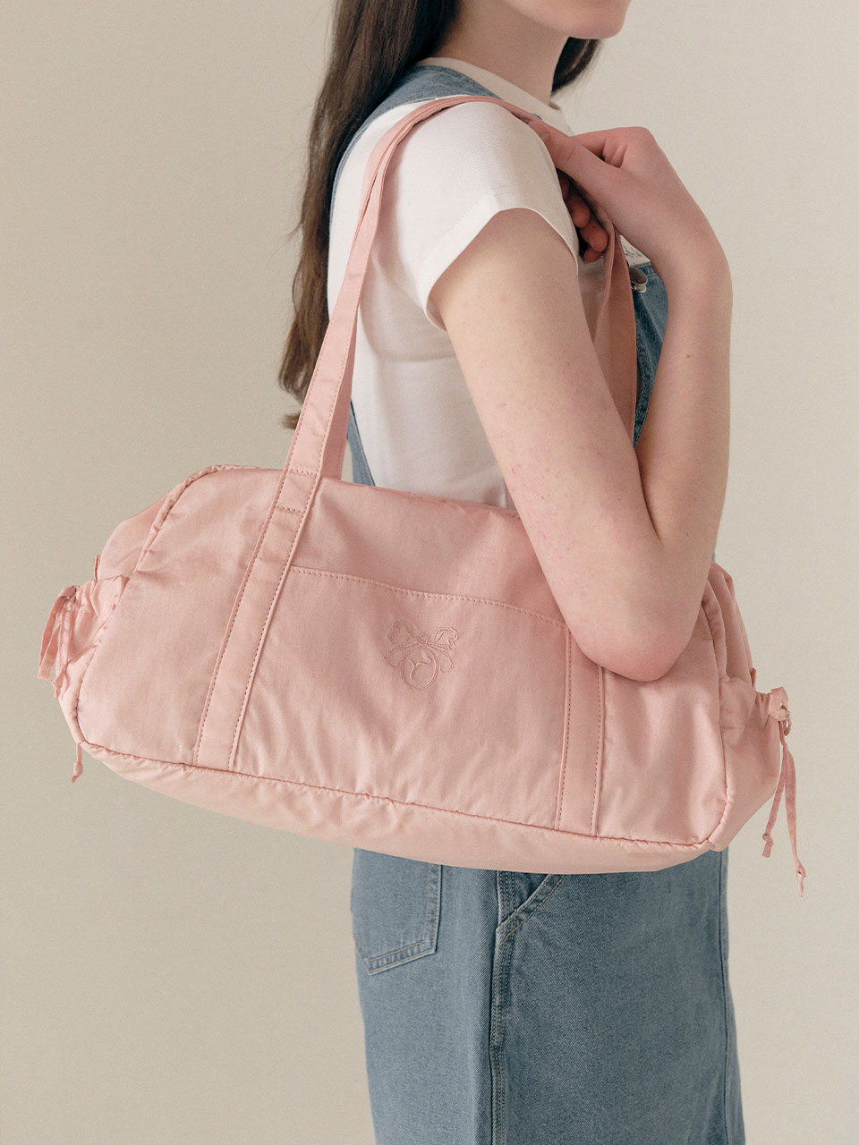 【rolarola】韓国人気★ROLA RIBBON DUFFLE BAG Designer fashion, Seoul-fully created | W Concept