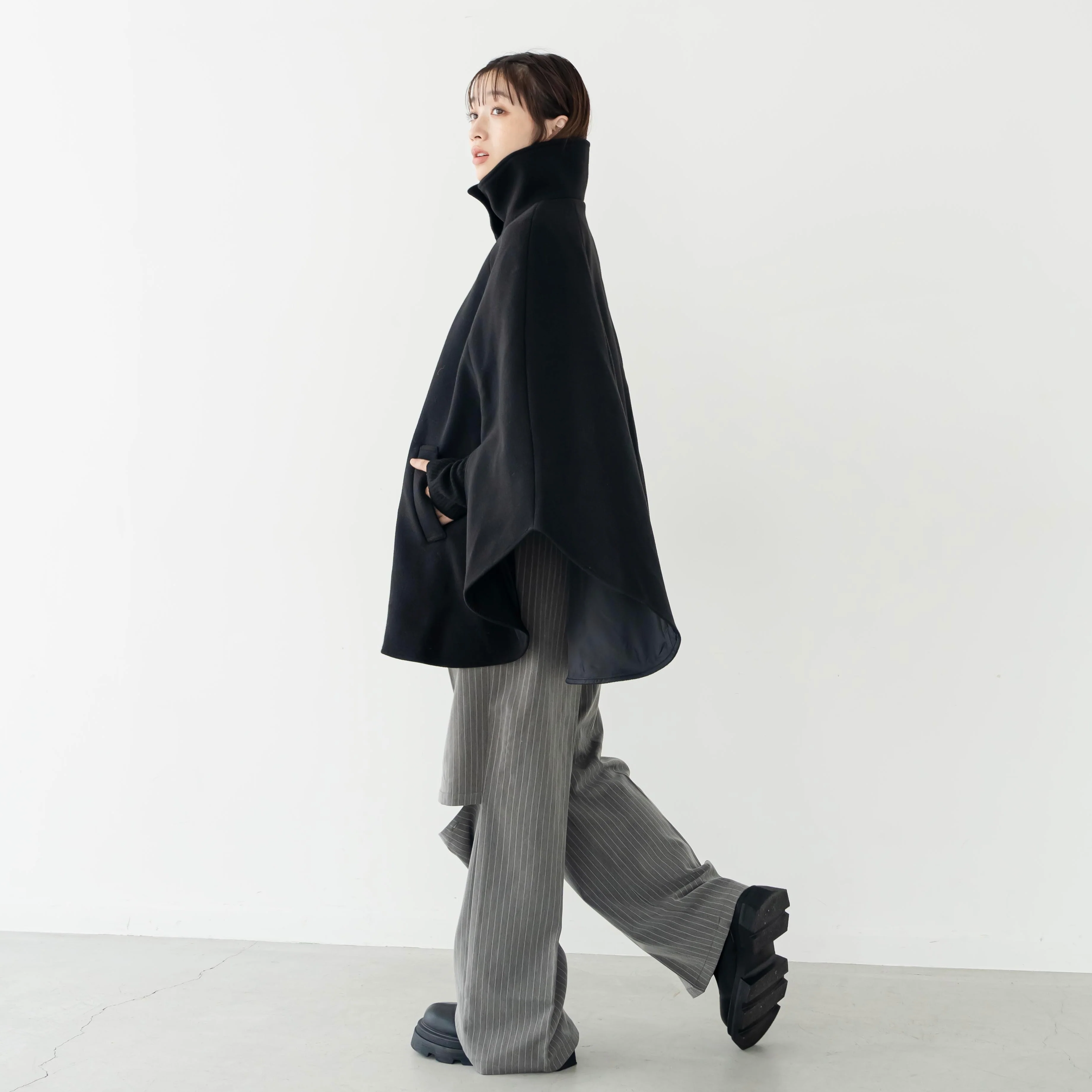 nugu コート10/15まで限定出品 デザインポンチョコート | ファッション通販サイト NUGU