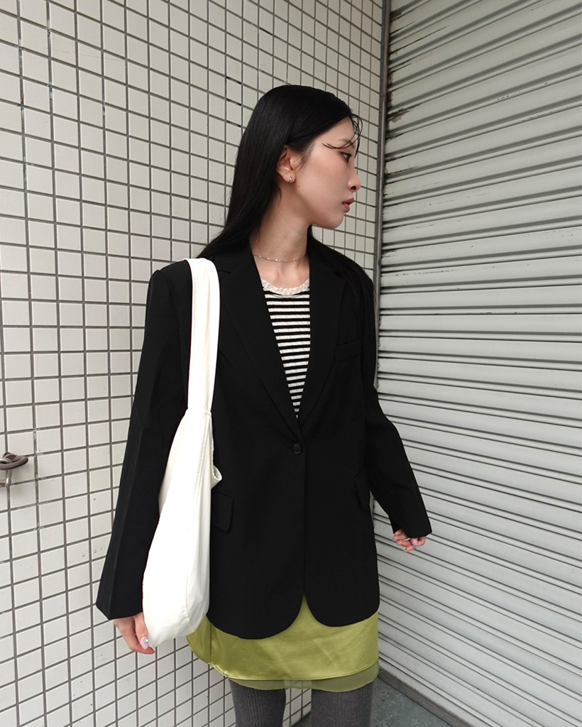オーバーフィットシンプルジャケット