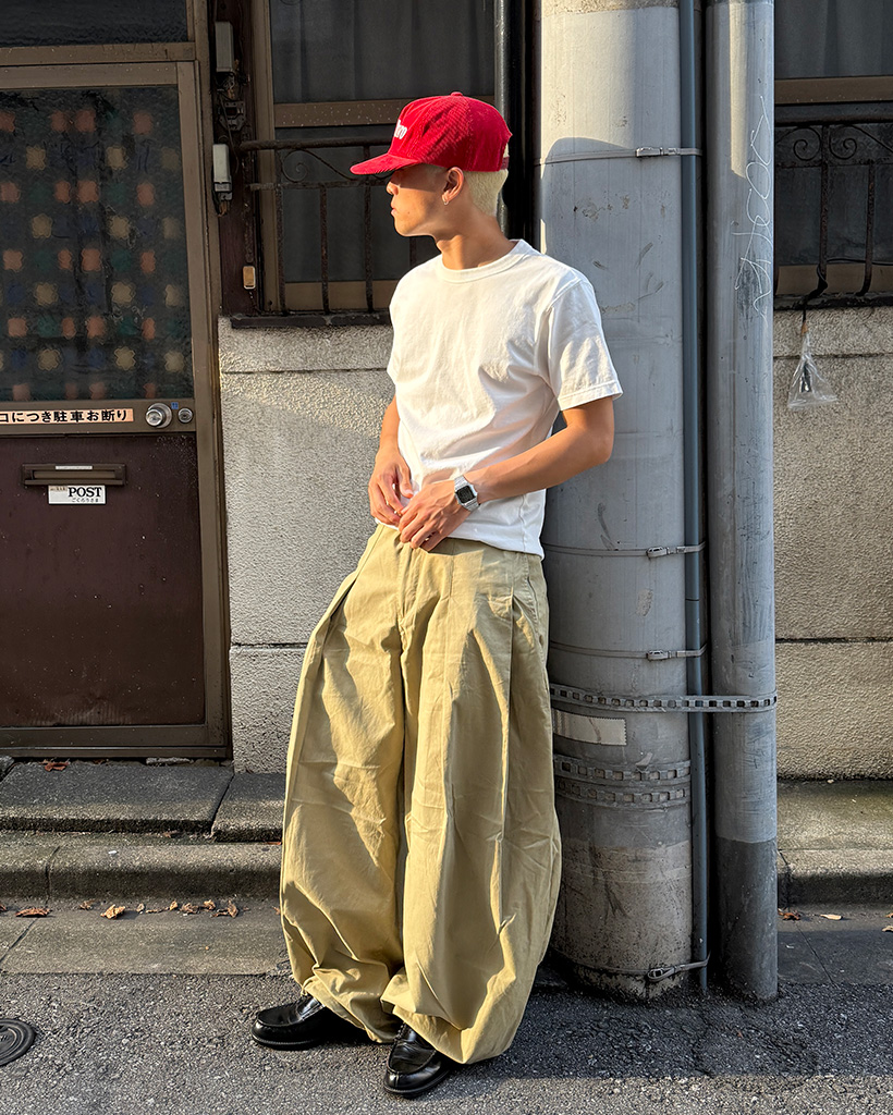 ワイドピンタックチノパンツ | ファッション通販サイト NUGU