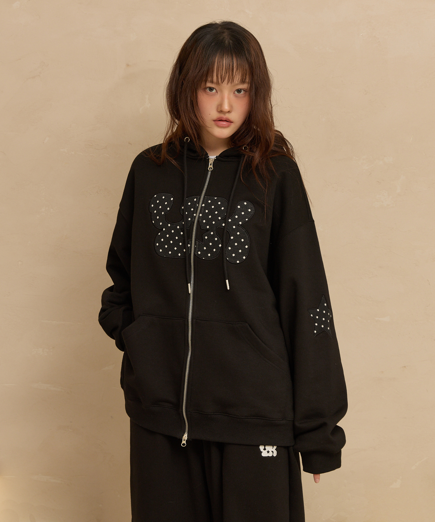 YK Applique Dot Hood Zip Up BLACK