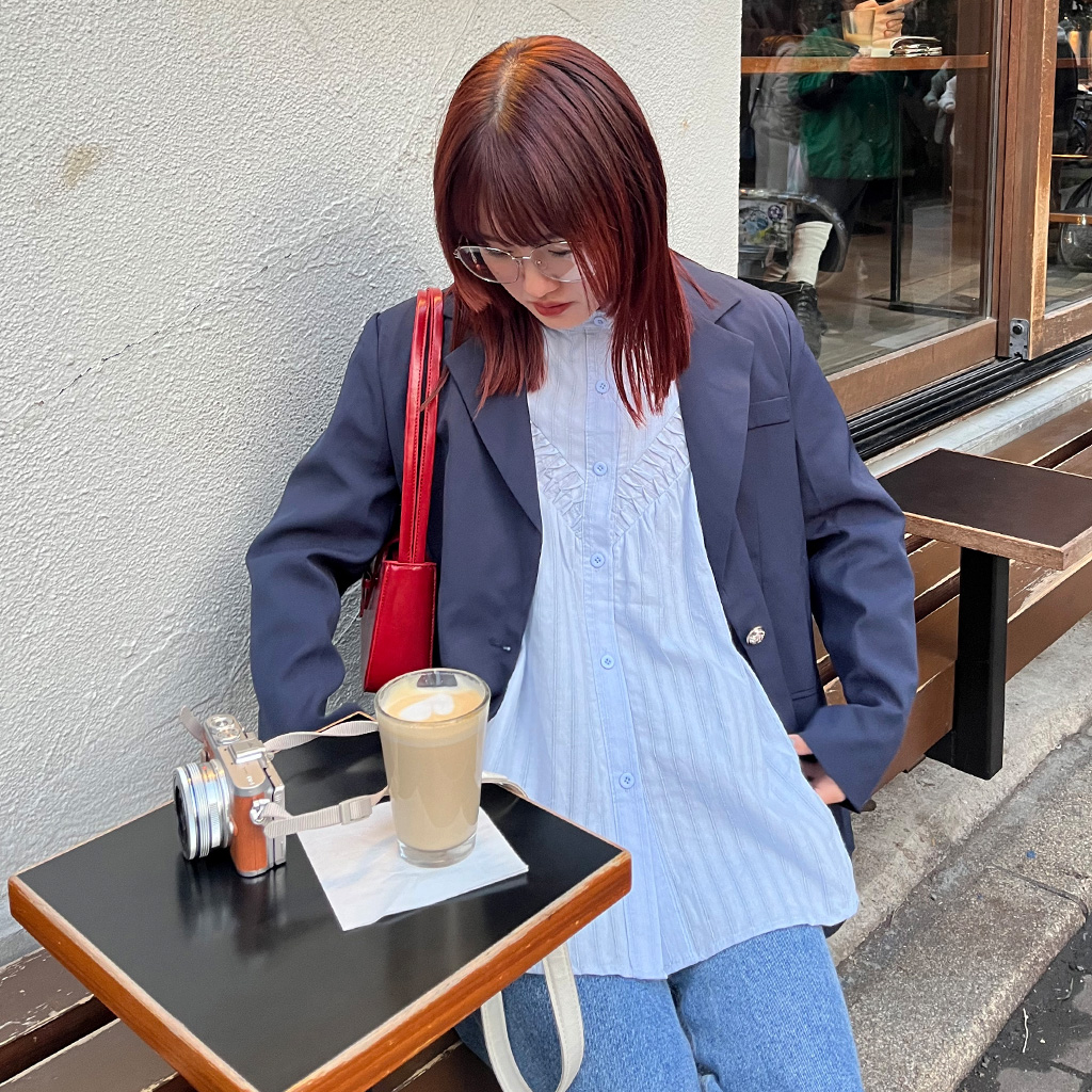 タック入りフリルブラウス | ファッション通販サイト NUGU