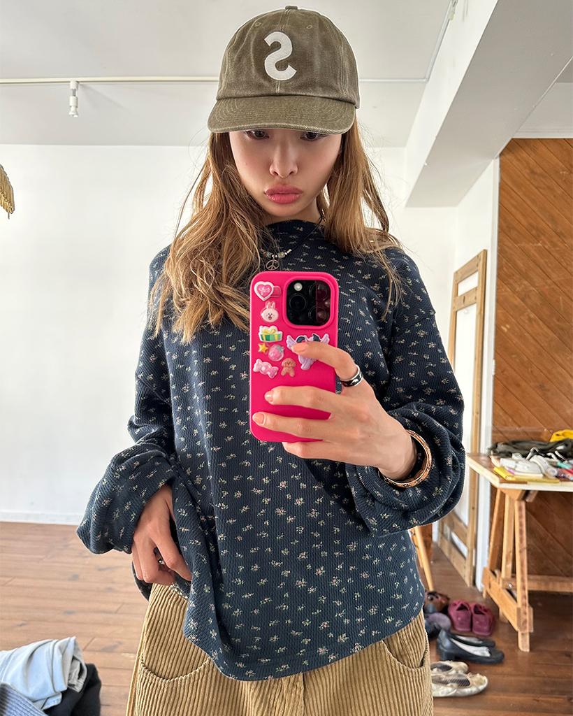 ミニフラワールーズロングニットプルオーバー