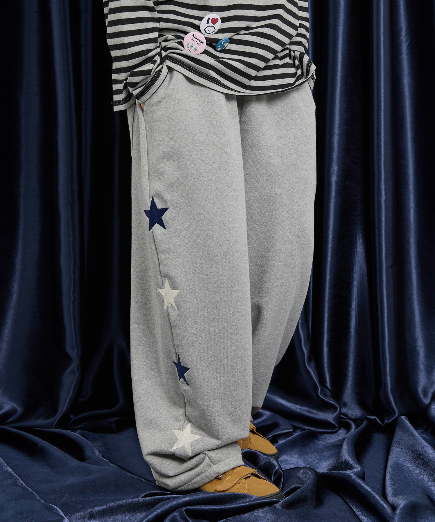 [K-POPアイドル着用] Star Sweat pants MELANGE WHITE