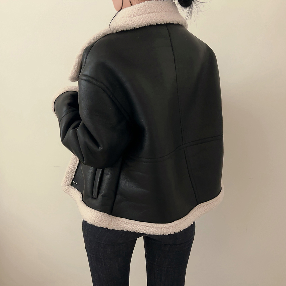 ハイネックカラーオーバーサイズPUレザームートンジャケット