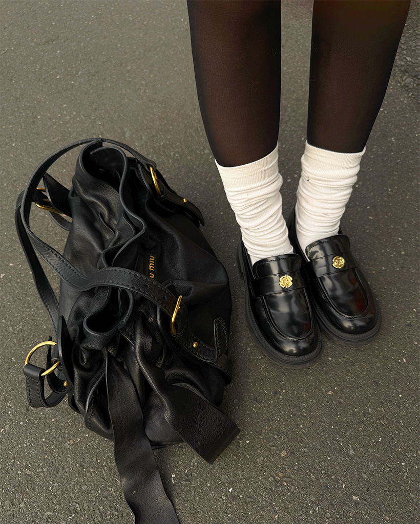 ローズチャームローファー