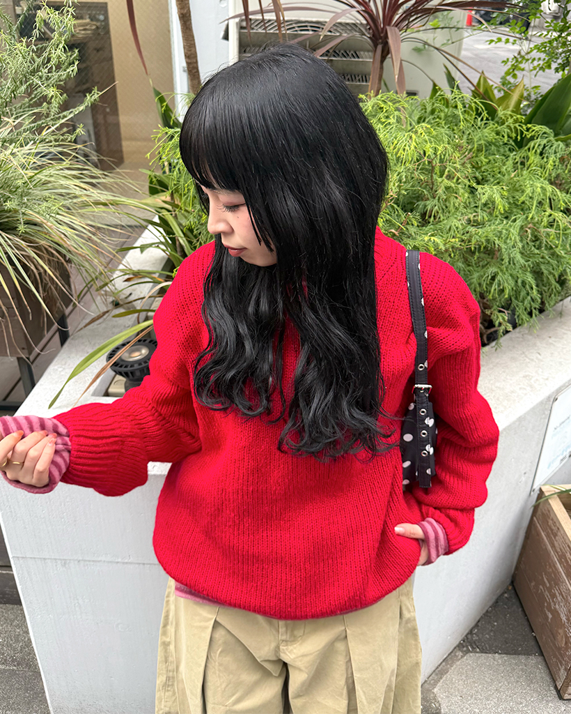 ルーズフィットカラーバリエーションラウンドニット