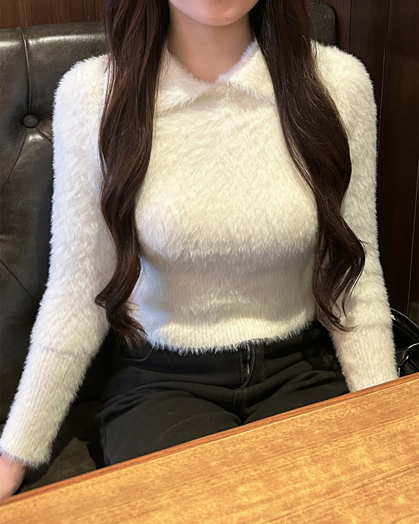 カラーネックニット