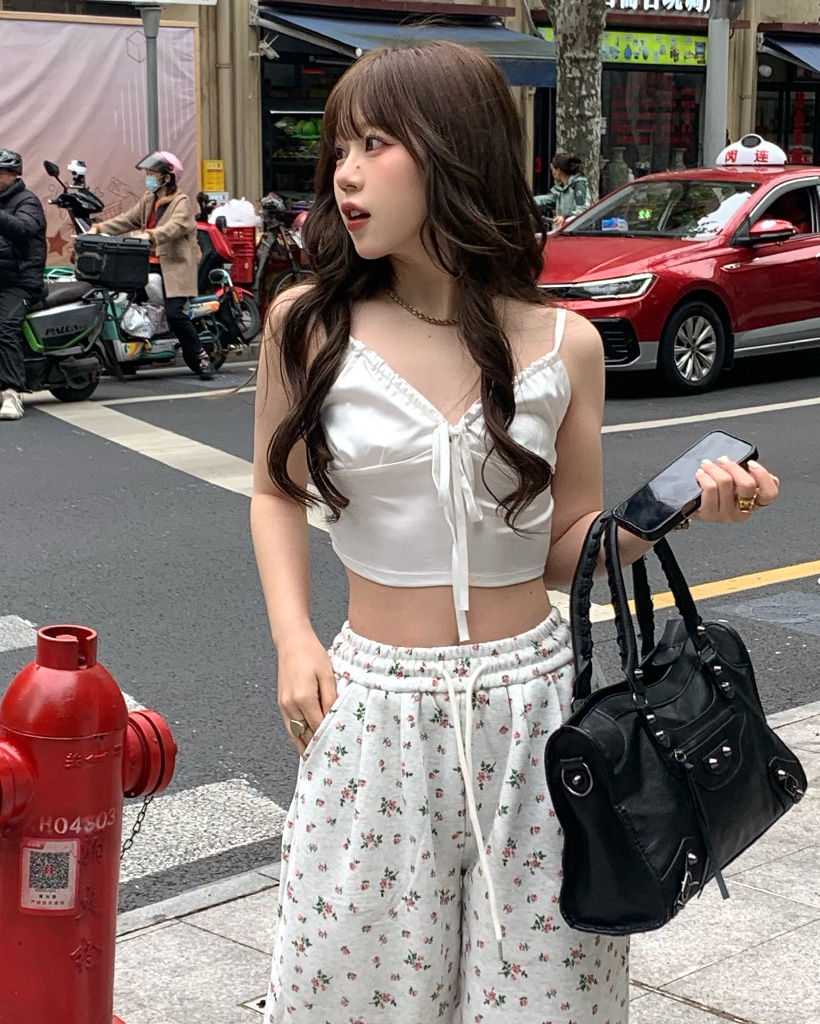 サテンストリングリボンキャミソール