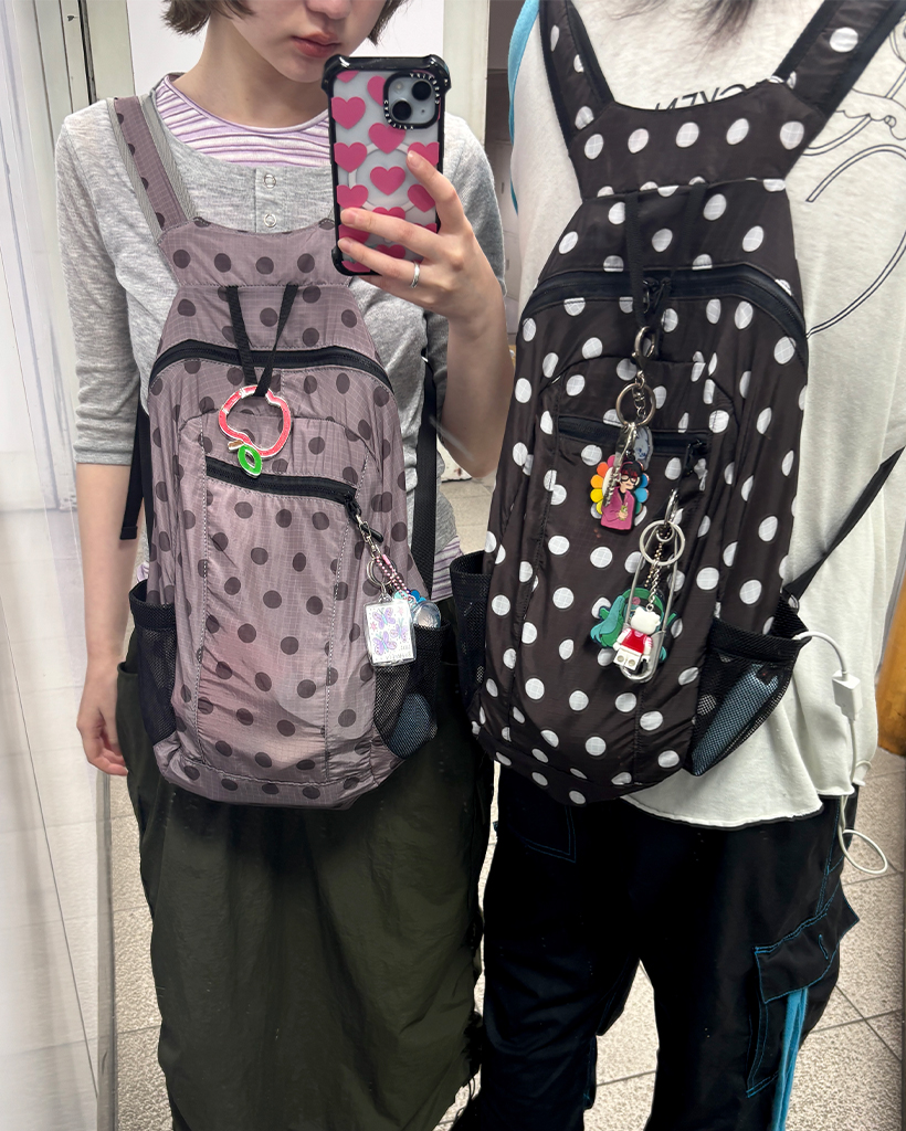ポルカドットナイロンバックパック