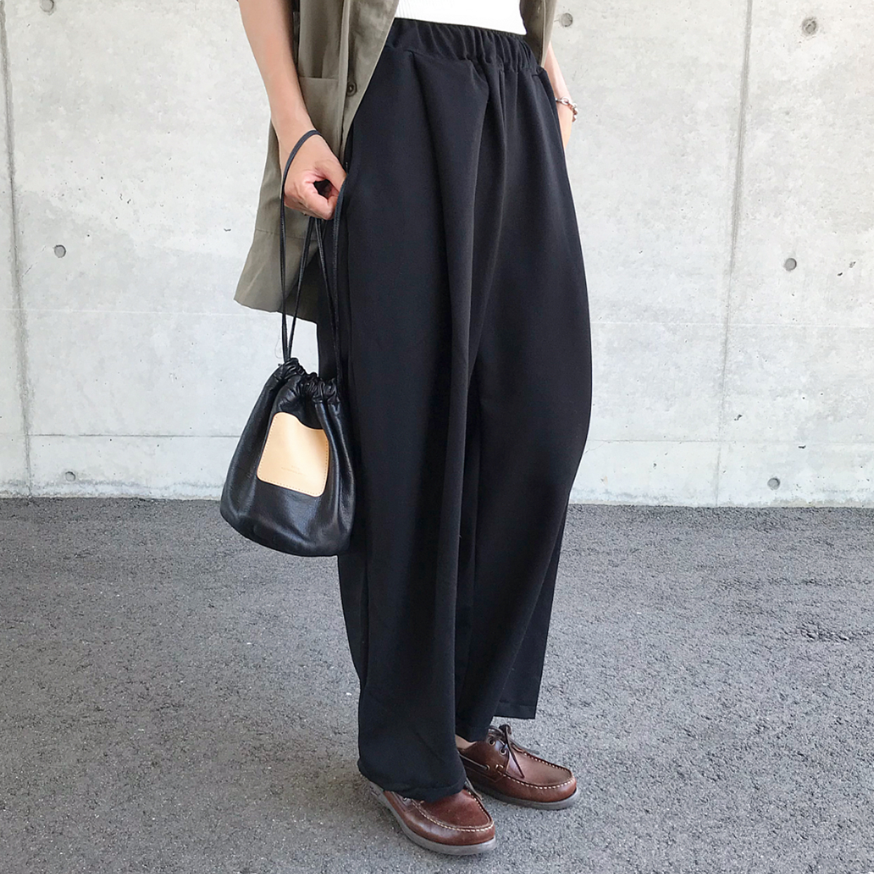 ワンタックバンディングスラックス