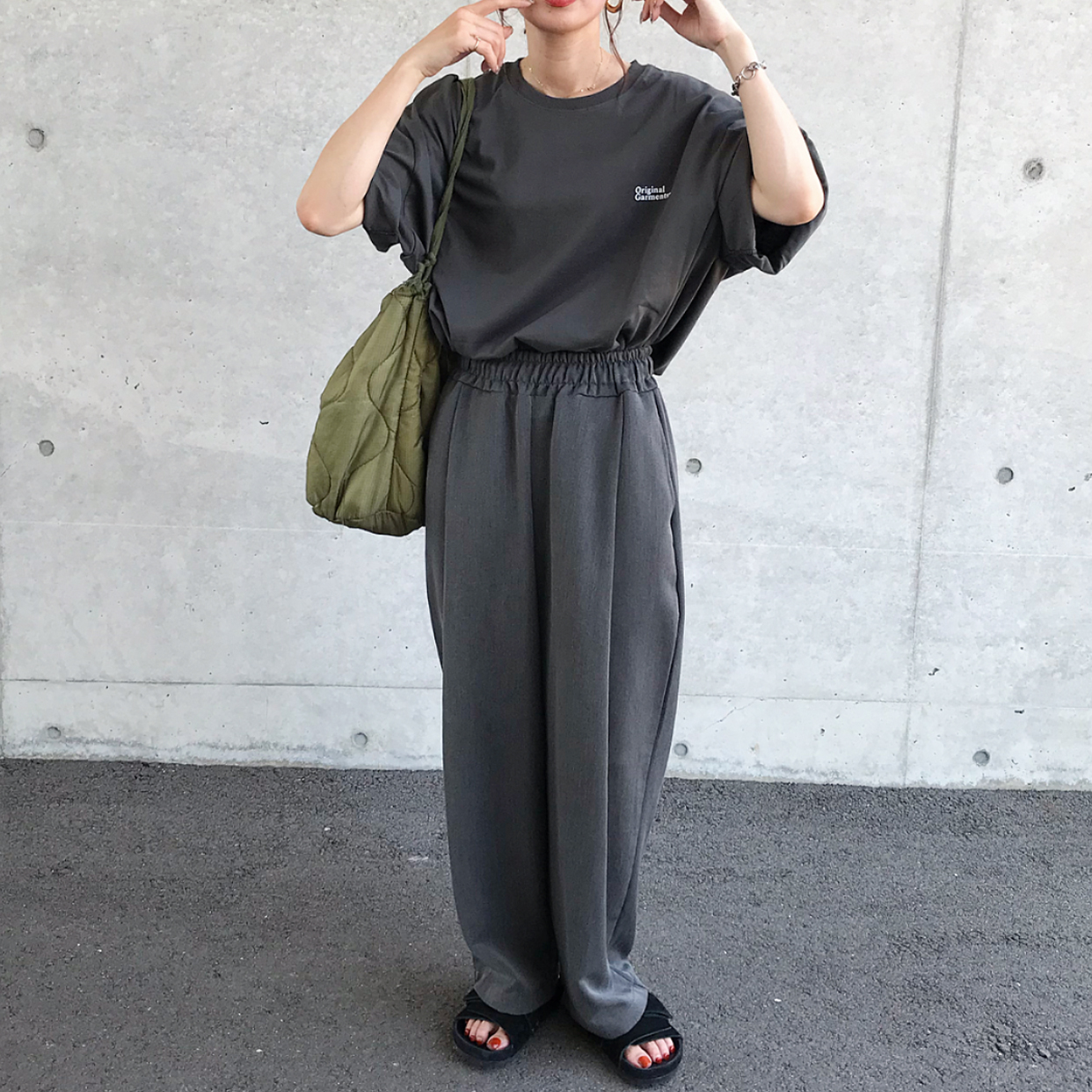 rin onffo ttaggg ツータックスラックス　黒 ESTNATION / ソフトツイルツータックワイドスラックス