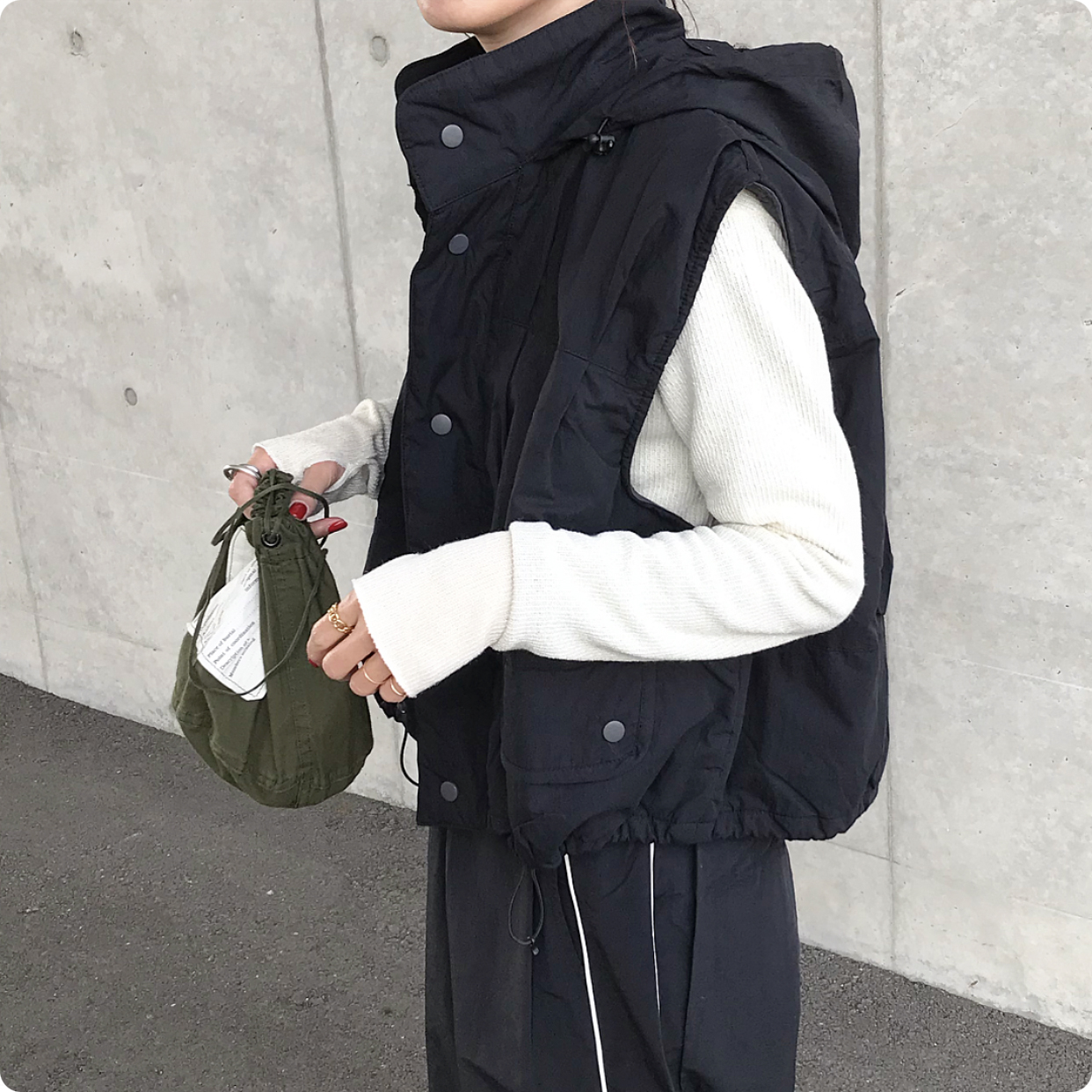 ボアクロップドベスト | ファッション通販サイト NUGU