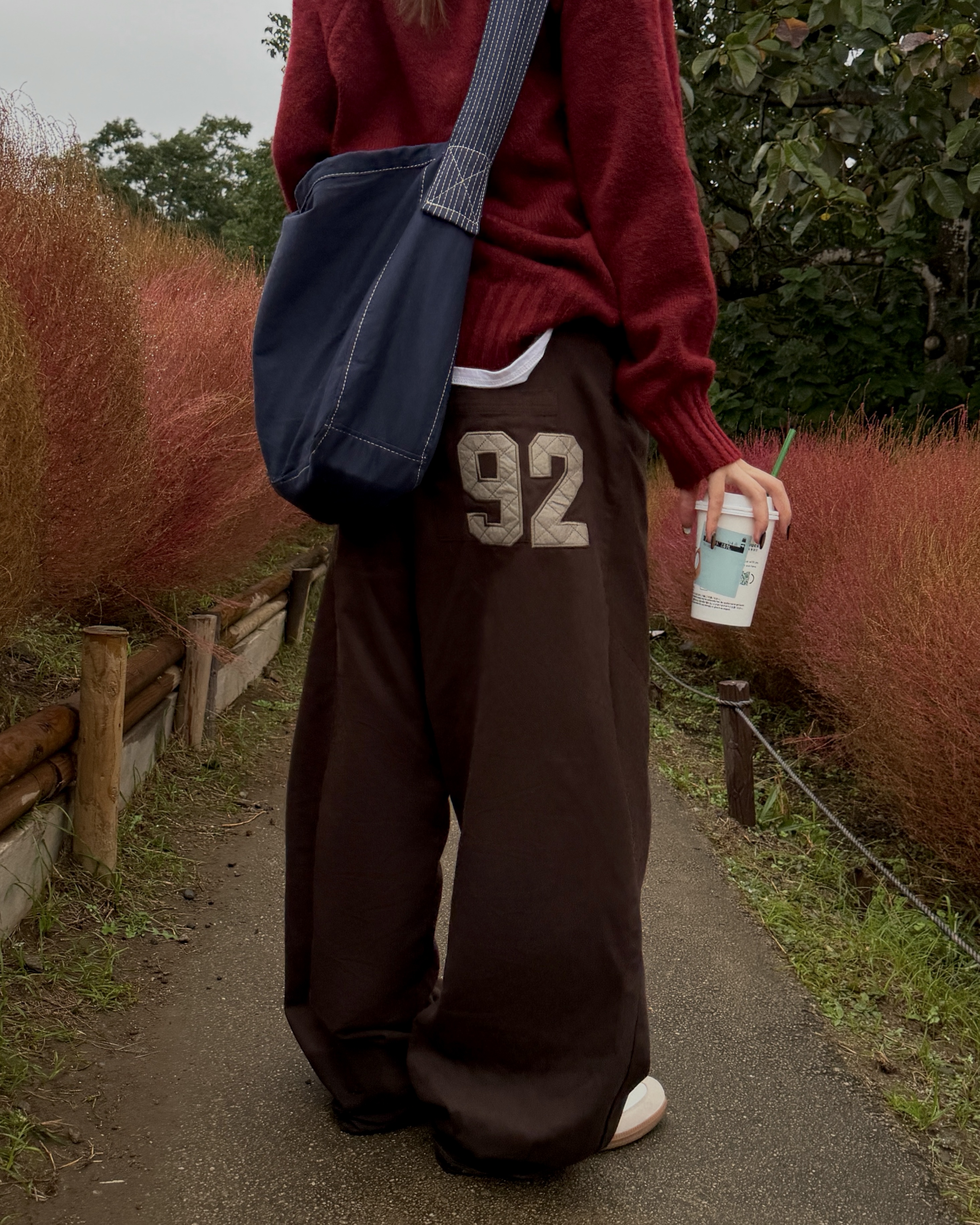 92バックロゴコットンワイドパンツ