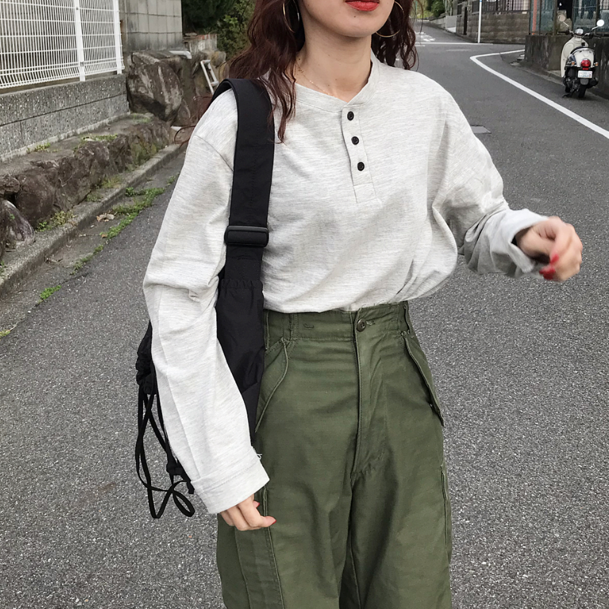 ヘンリーネックボタントップ | ファッション通販サイト NUGU