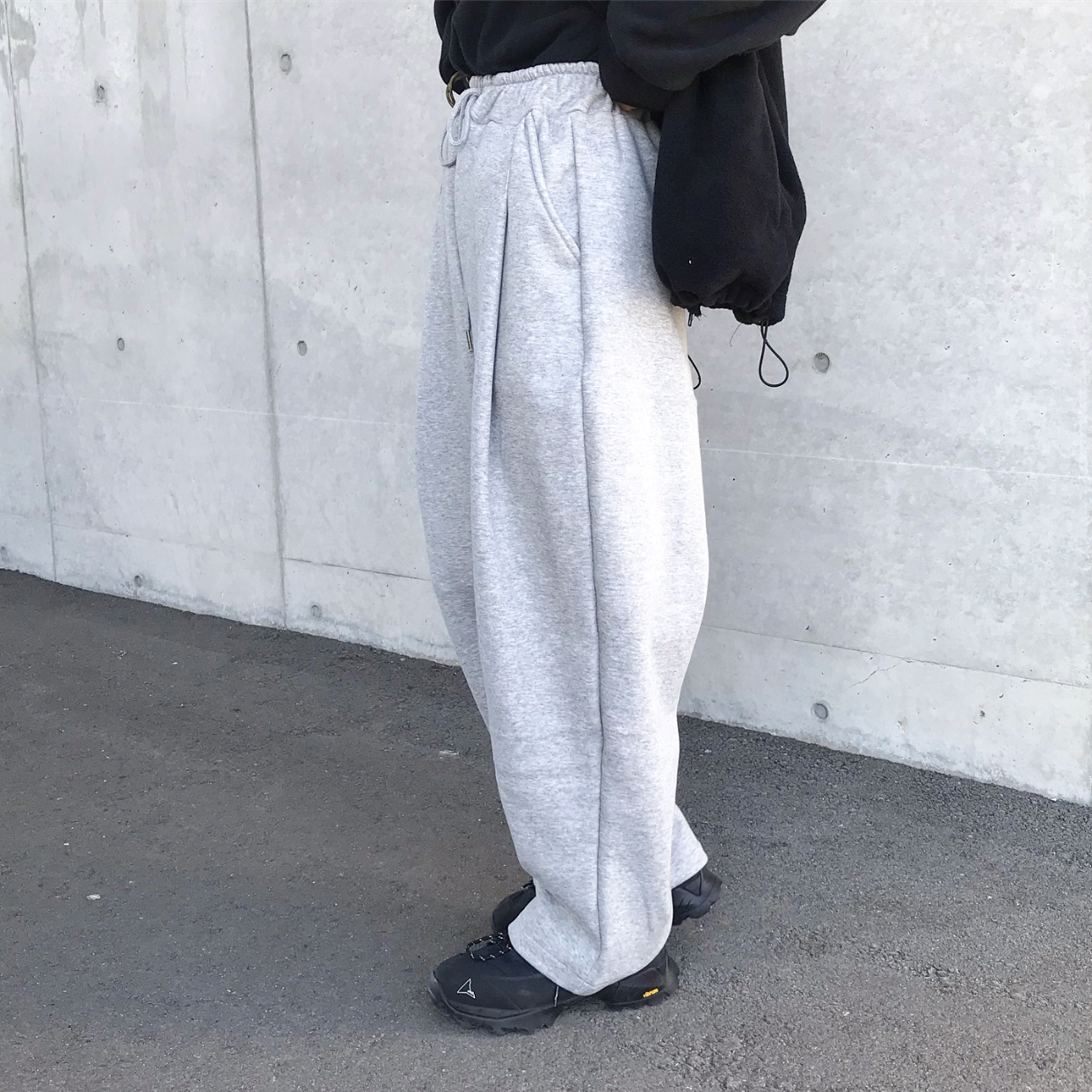 【WEB限定カラー】 スウェットタックパンツ ホワイト 1 セール】【WEB限定カラー】スウェットタックパンツ（スウェット