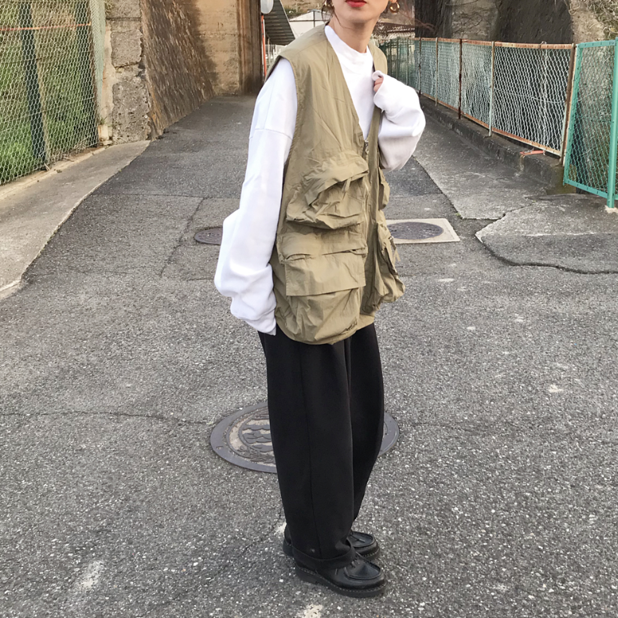 nuno. ヌーノ コットンオーガンジーフリルベスト nuno. ヌーノ コットンオーガンジーフリルベスト Tops – nuno