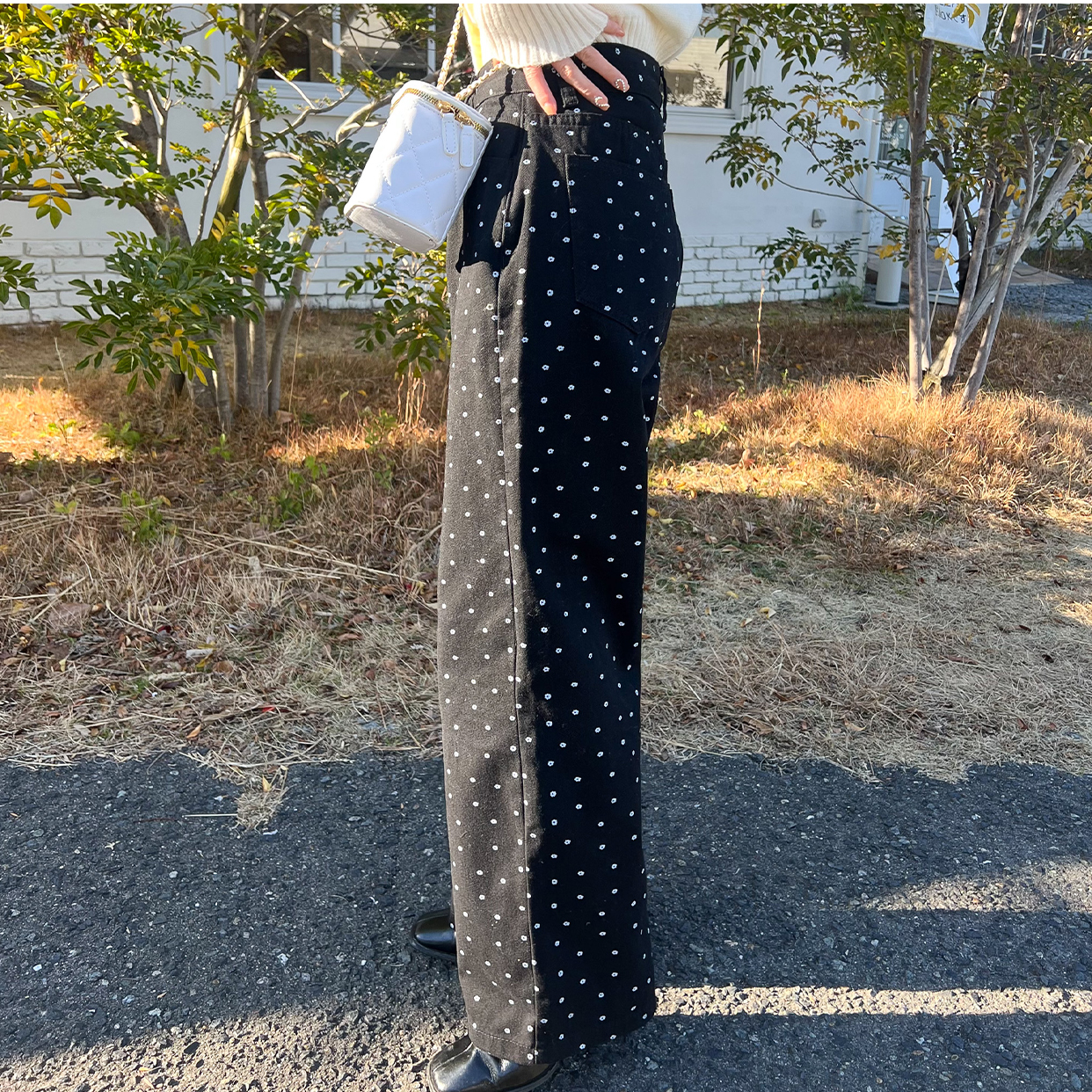 フラワーデニムパンツ | ファッション通販サイト NUGU