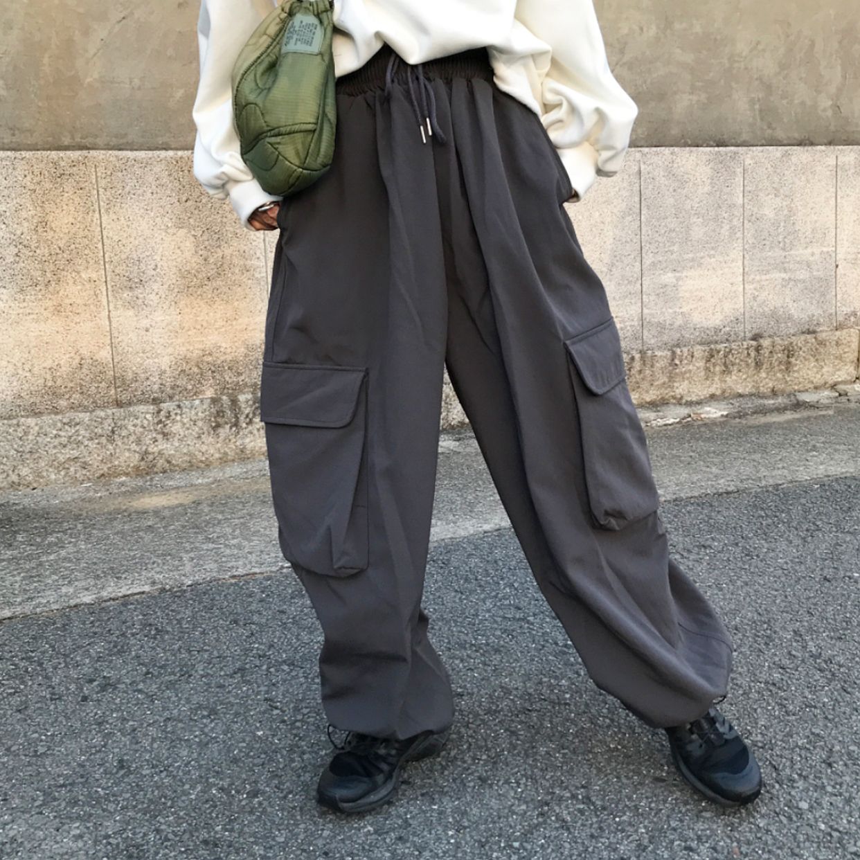   JEANS/カーゴ バンディング パンツ/ユニセックス ユニセックス) ナッピングワイドカーゴパンツ | ファッション
