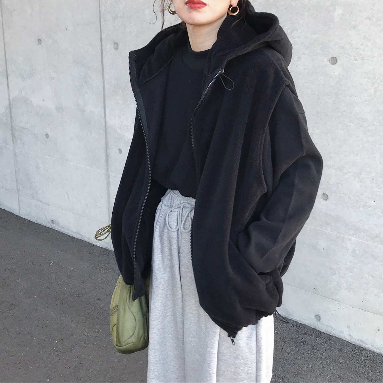 フリースジッパーベスト | ファッション通販サイト NUGU