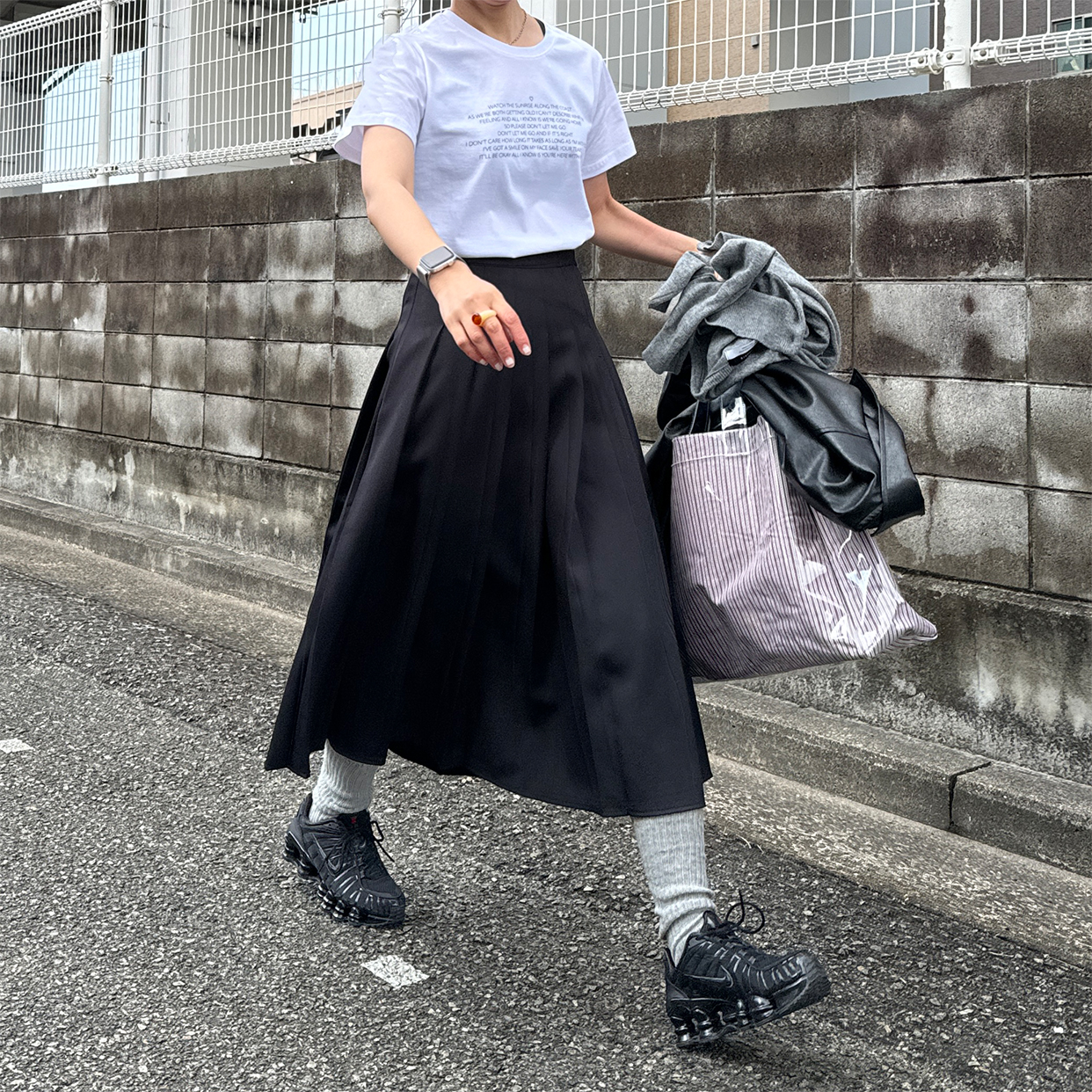 スプリングプリーツロングスカート | ファッション通販サイト NUGU
