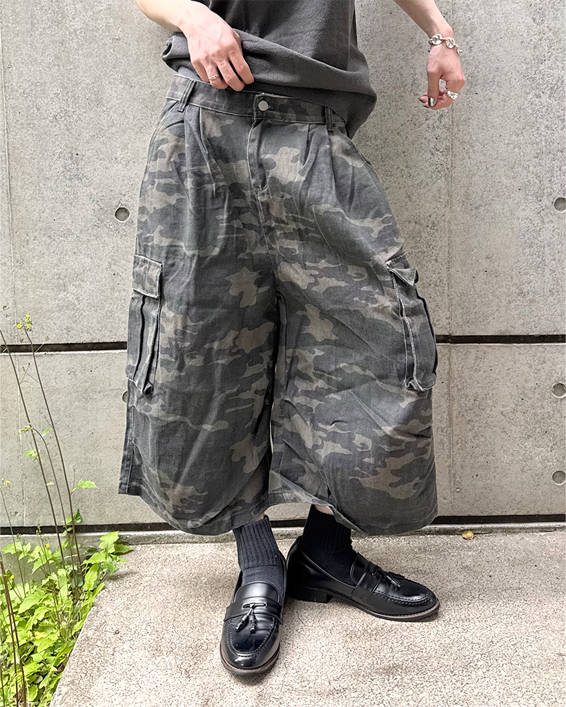 (ユニセックス) ミリタリーパターンカーゴクロップドパンツ