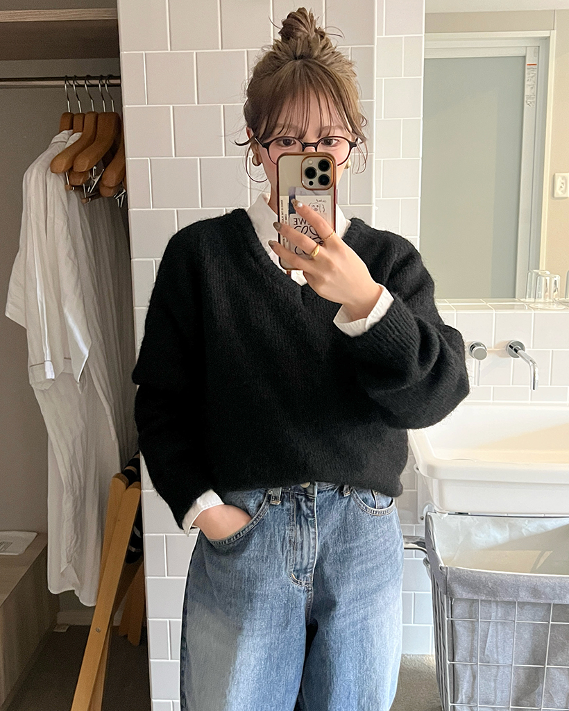 オーバーサイズVネックニット