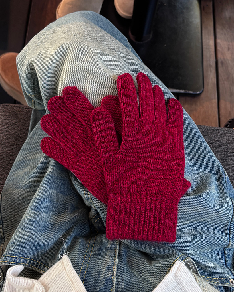 フィンガーホールグローブ