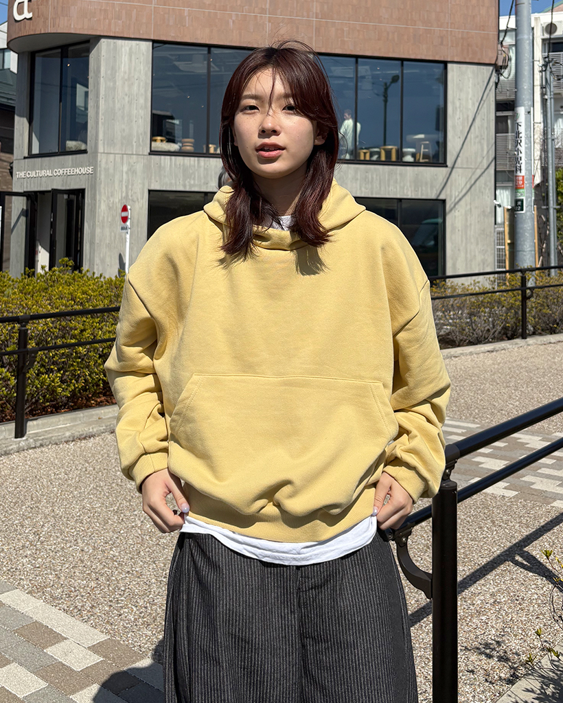 （ユニセックス）ハイネックポイントクロップパーカ