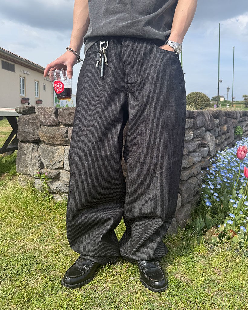 ノンフェードストライプデニムパンツ