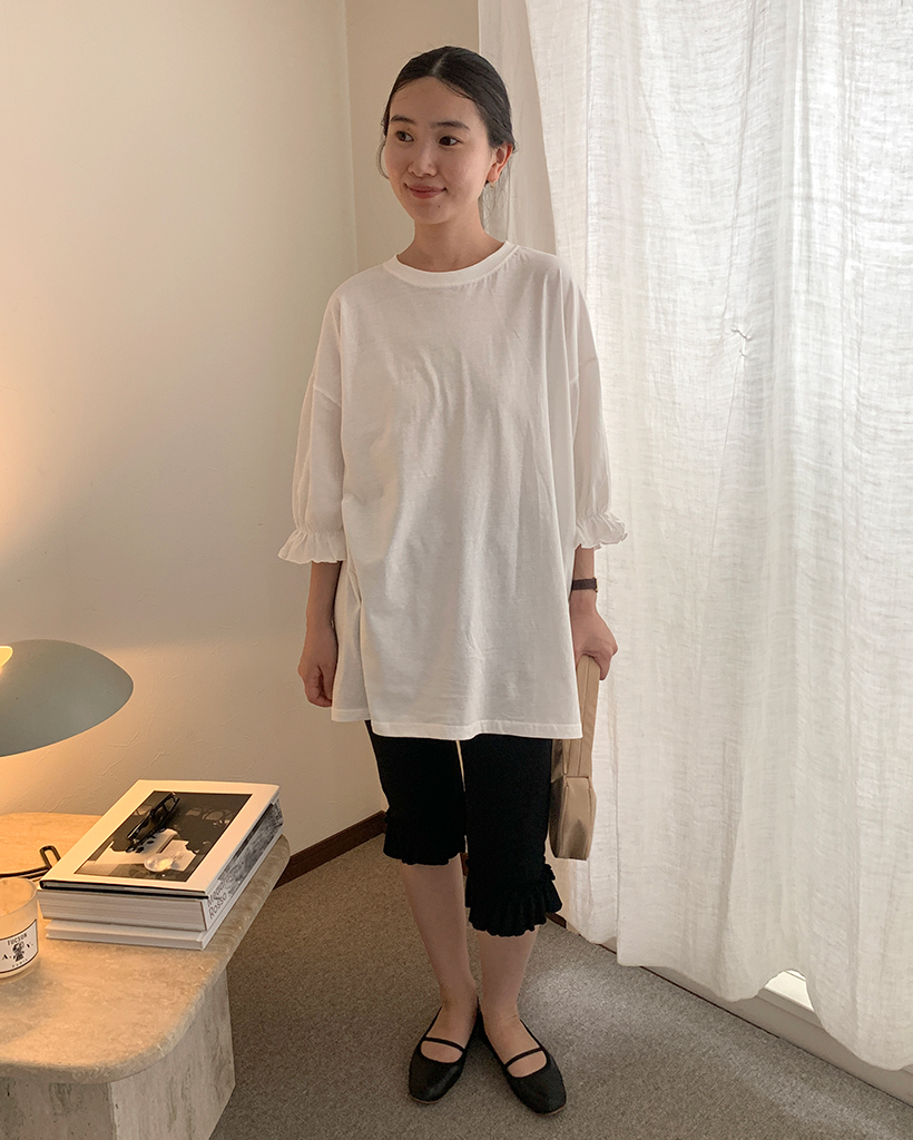 シルキーフリルルーズフィットTシャツ