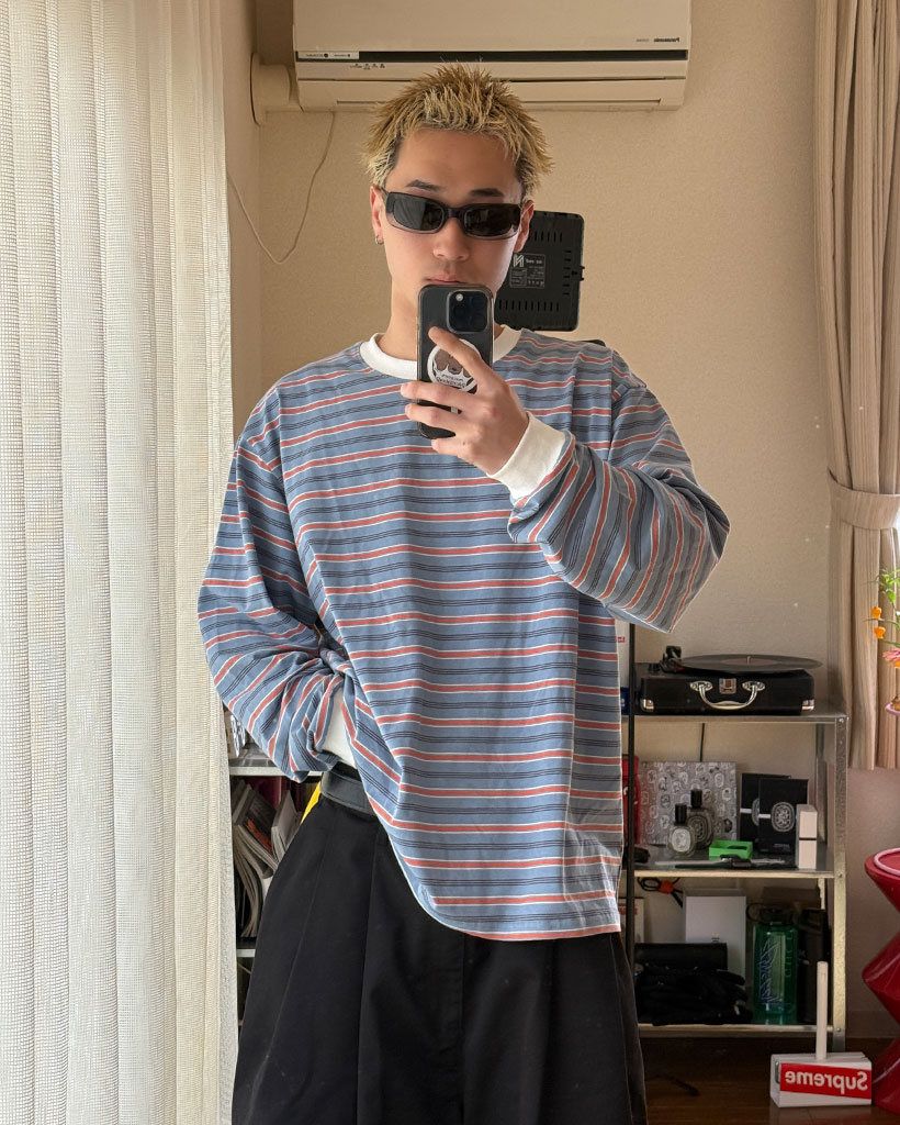 マルチストライプロングスリーブTシャツ