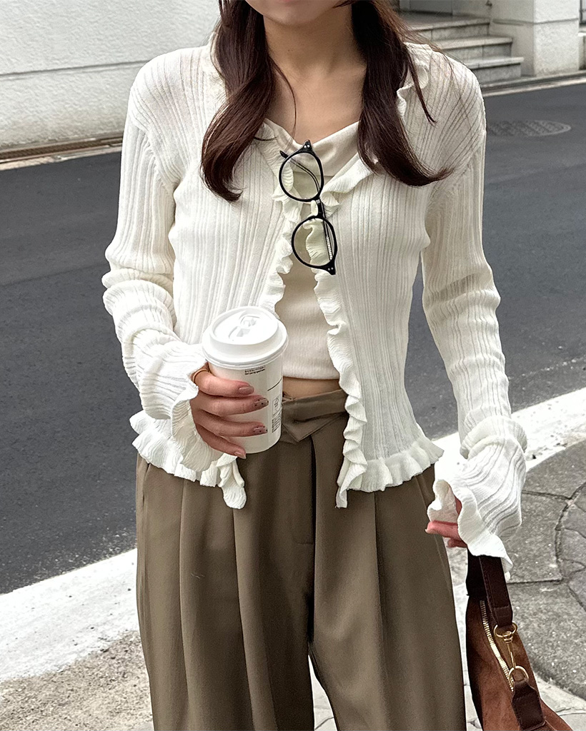 かんの　Vネック グレー Vネックフリルラインリブニット | ファッション通販サイト NUGU