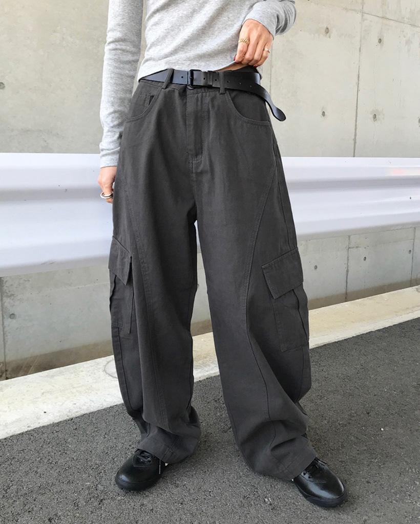 カーゴポケットワイドパンツ