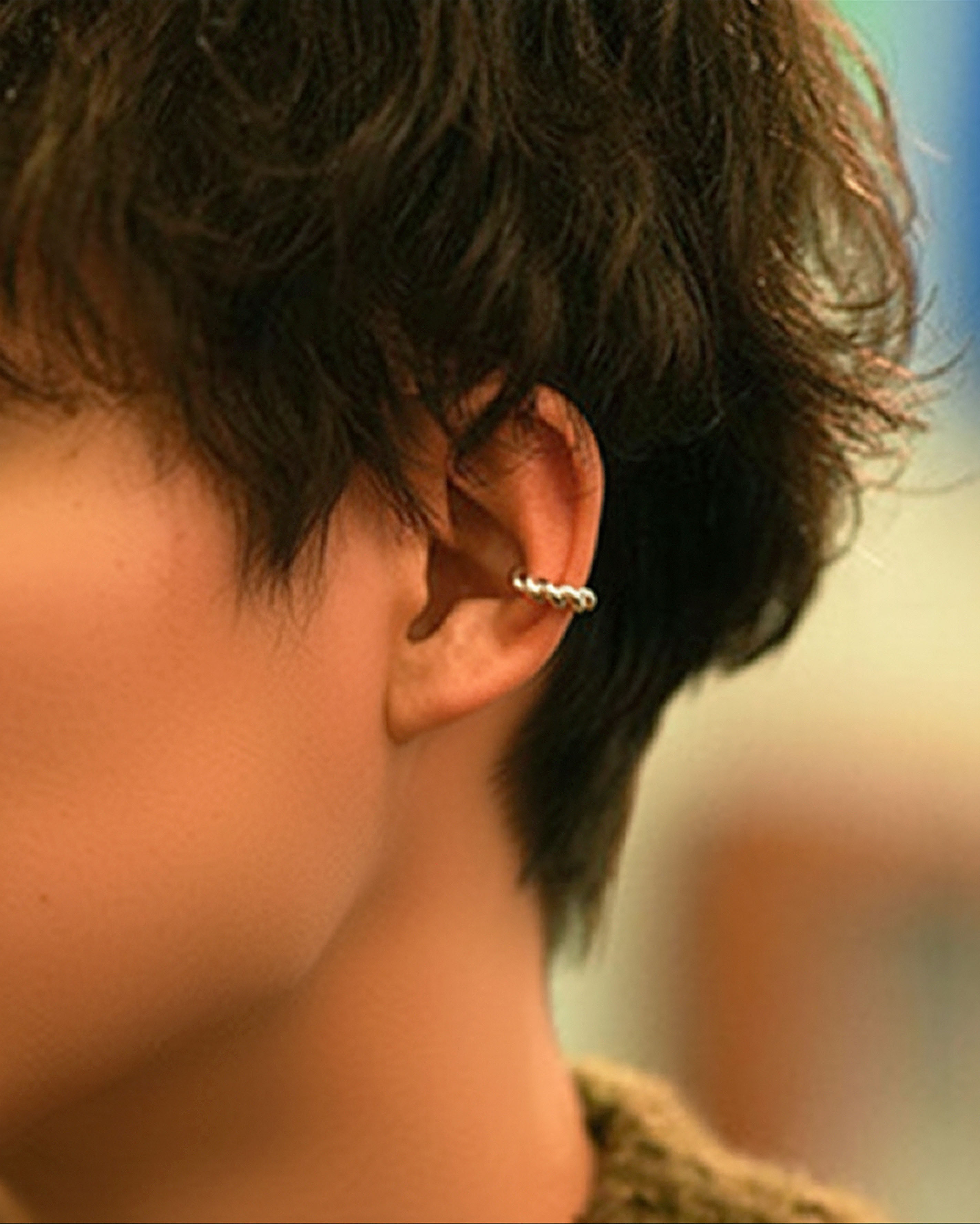 ツイストイヤーカフ