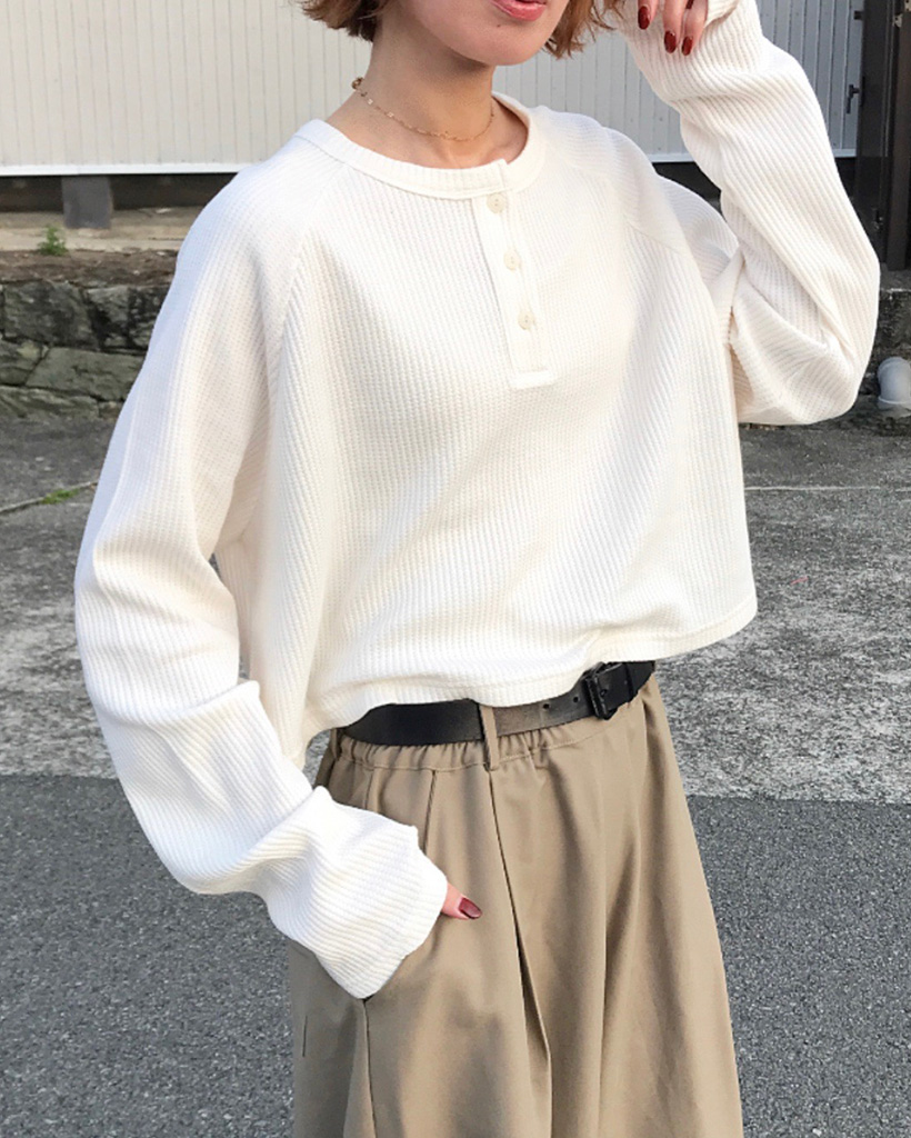 ワッフルクロップドヘンリーネックロングTシャツ